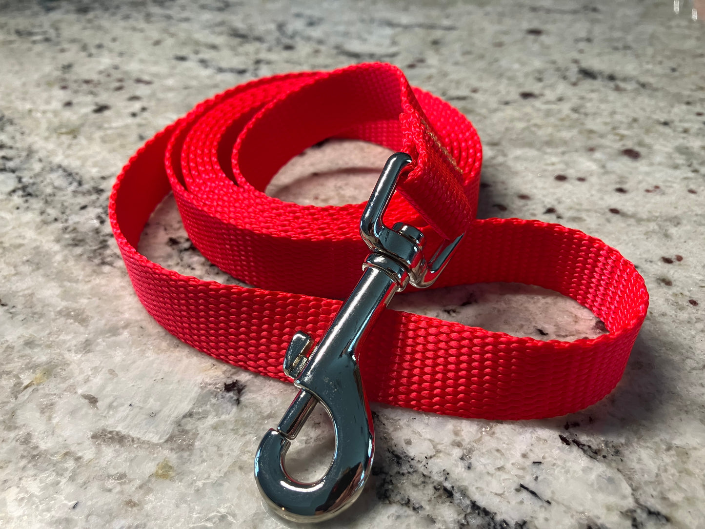 1" Solid Color Leash